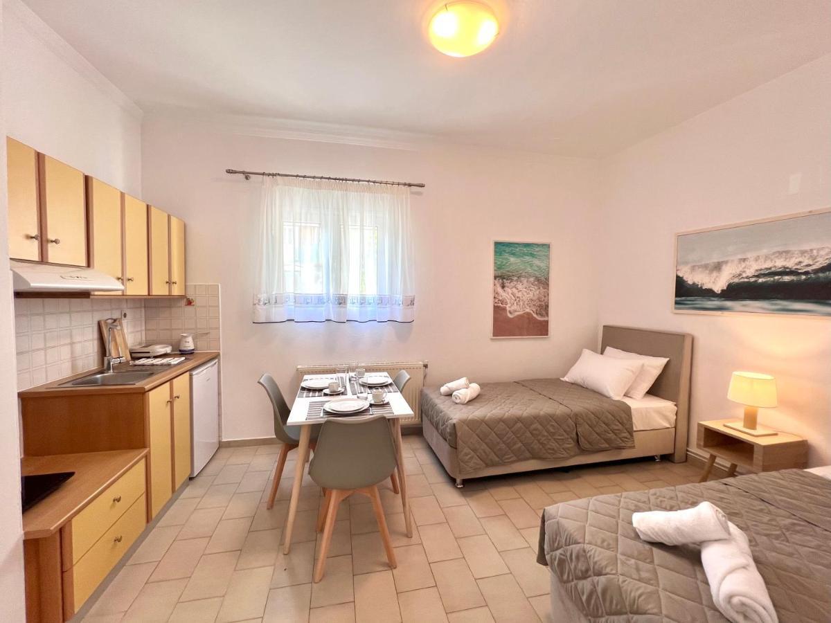 Athanasia Apartments 斯基亚索斯镇 外观 照片