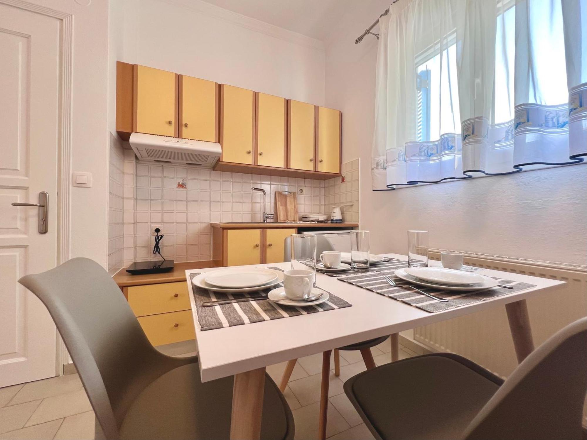 Athanasia Apartments 斯基亚索斯镇 外观 照片